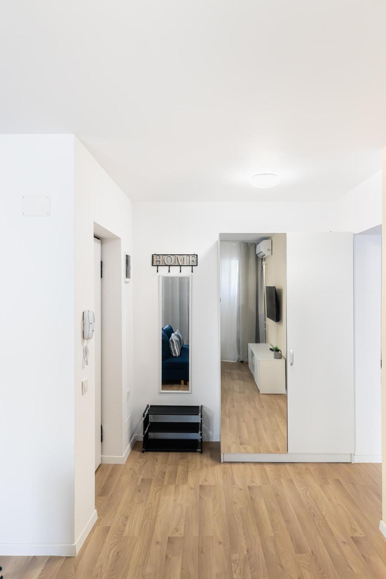 Simplicity Apartments Bucureşti Eksteriør bilde